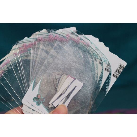 Barbie iDesign fashion cards and display - Picture 3 of 8